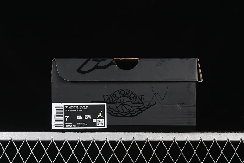 All categories Air Jordan Jordan series basketball shoes Air Jordan 1 Low Air Jordan 1 Low OG AJ1 Joe 1 meter white brown low-top cultural basketball shoes HQ4186-111